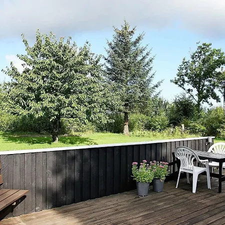 Three-bedroom Holiday In 28 Semesterbostad Fjerritslev